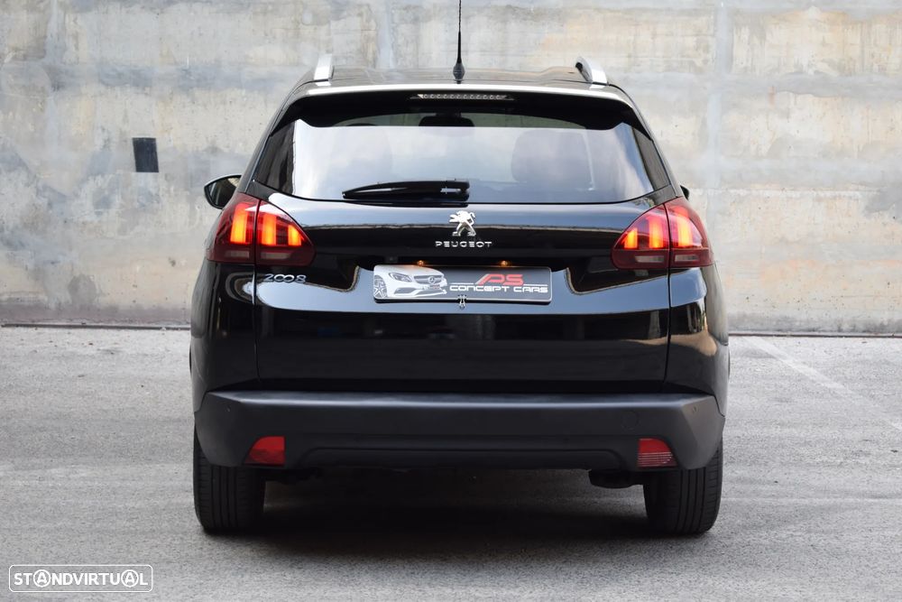 Peugeot 2008 1.6 BlueHDi Style - 25