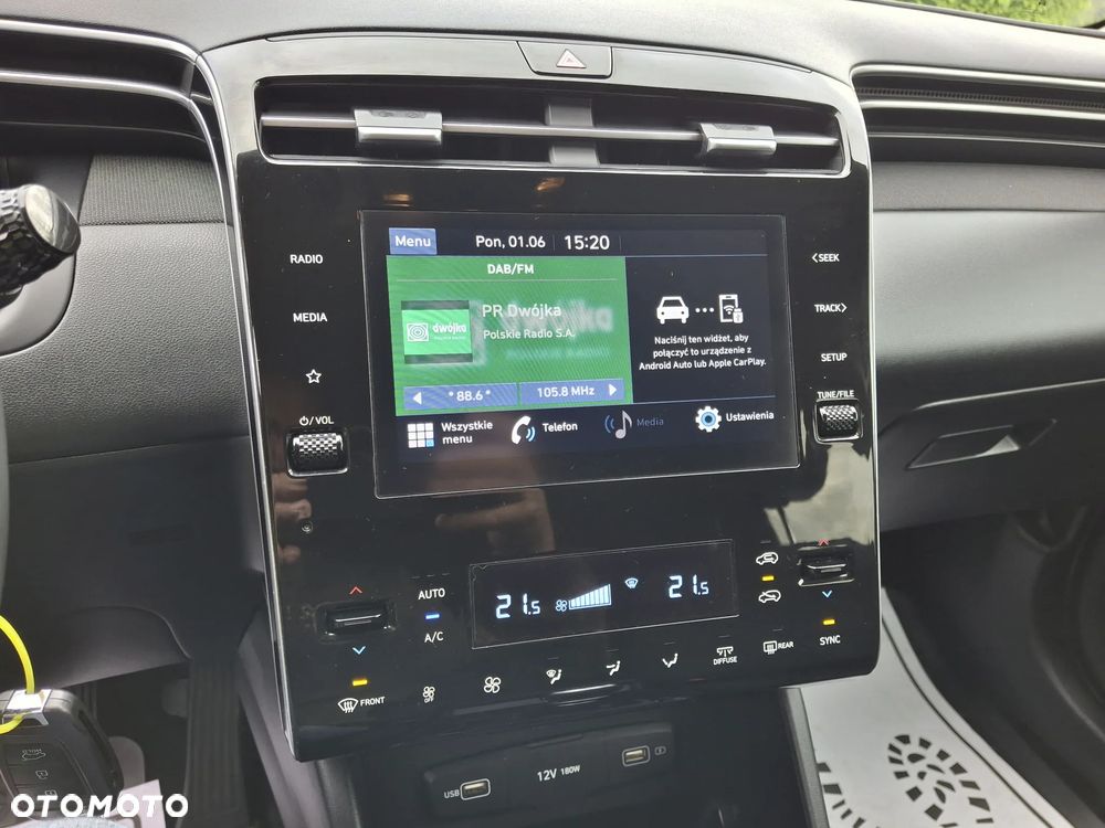 Hyundai Tucson 1.6 CRDi 2WD Select - 24