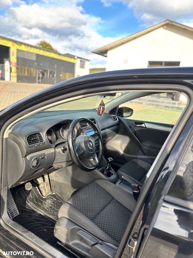 Volkswagen Golf 1.6 TDI DPF BlueMotion Technology Comfortline - 9