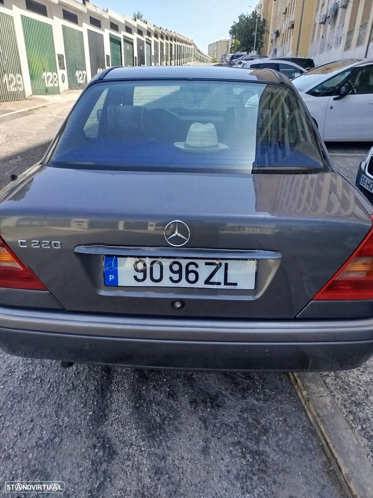 Mercedes-Benz C 220 D Elegance - 5