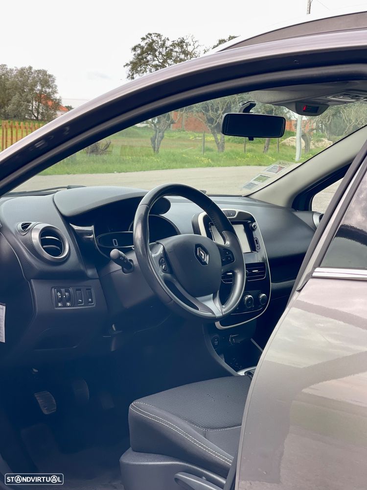 Renault Clio Sport Tourer 1.5 dCi Dynamique S - 9