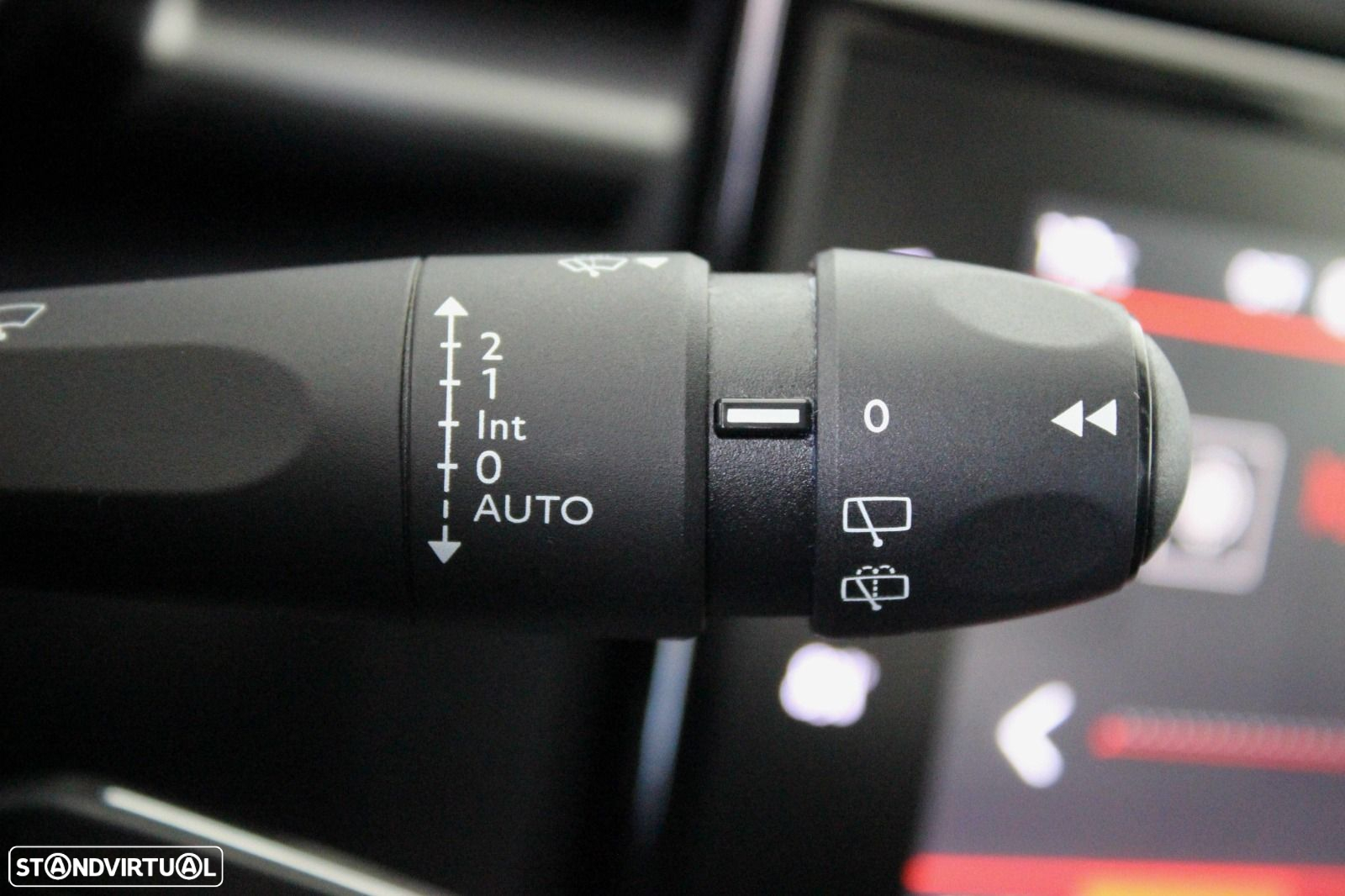 Citroën C3 1.2 PureTech Shine EAT6 - 16
