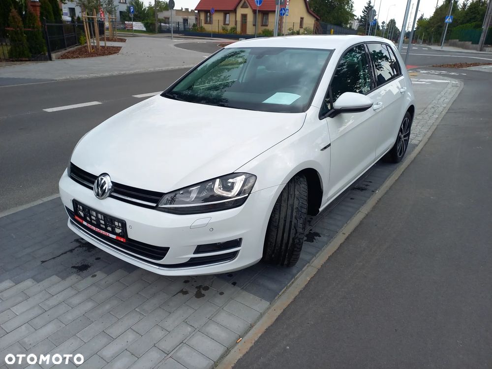 Volkswagen Golf 1.4 TSI BMT Comfortline - 1