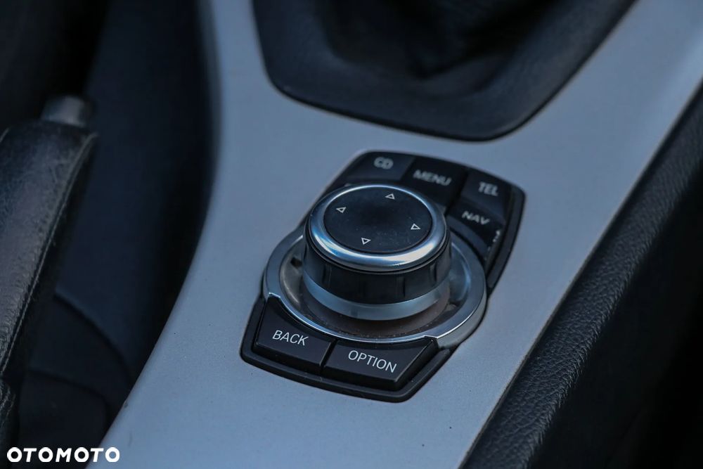 BMW Seria 3 318d - 36