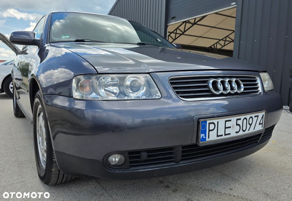 Audi A3 Sportback 1.6 Attraction - 4