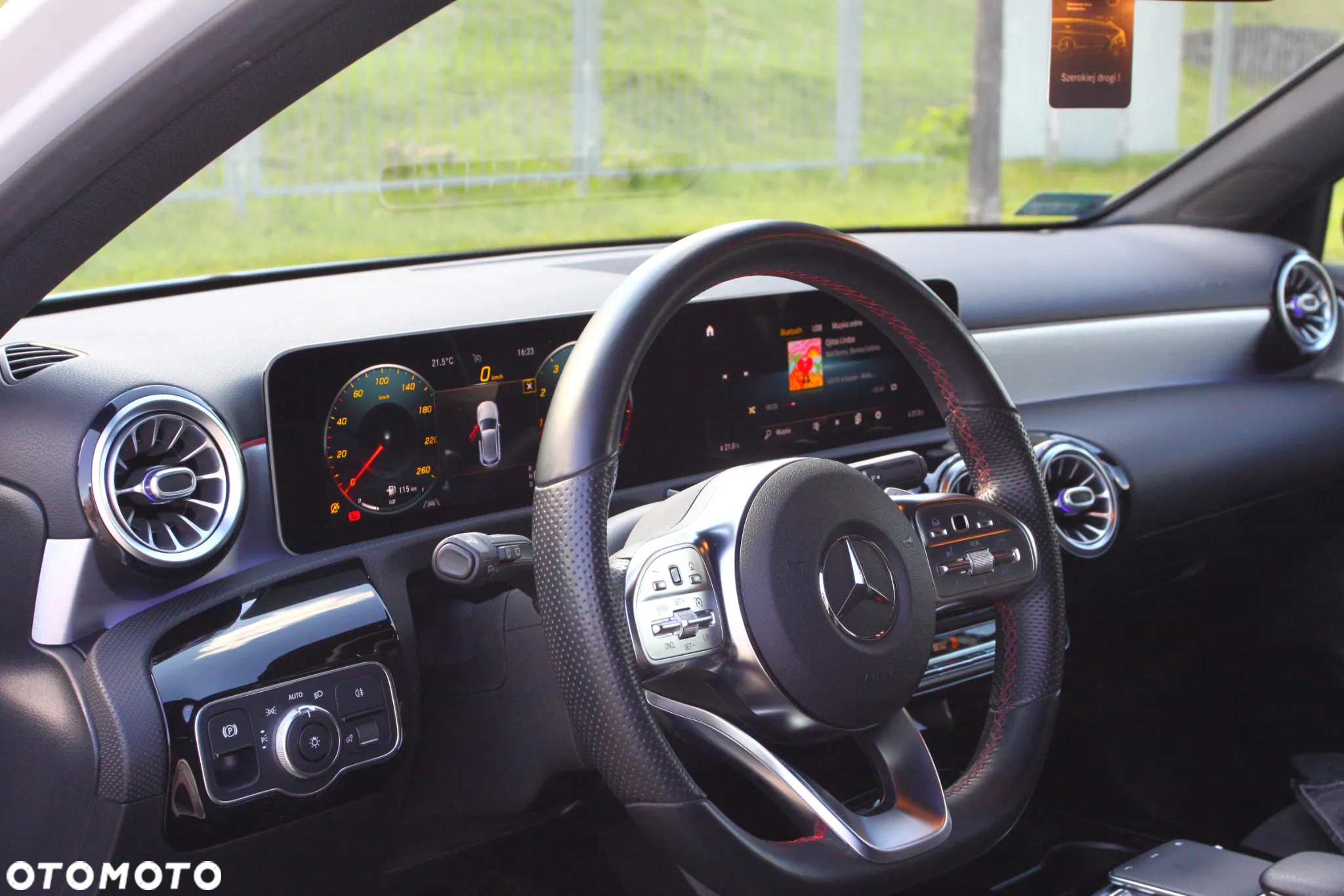 Mercedes-Benz Klasa A 220 4-Matic 7G-DCT - 21