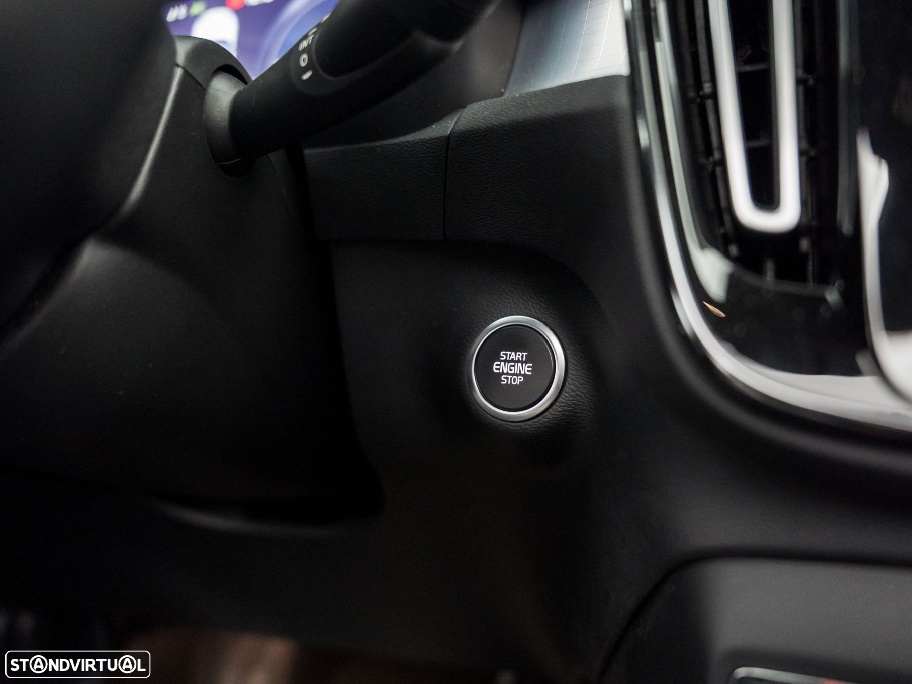 Volvo XC 40 1.5 T5 PHEV R-Design - 26