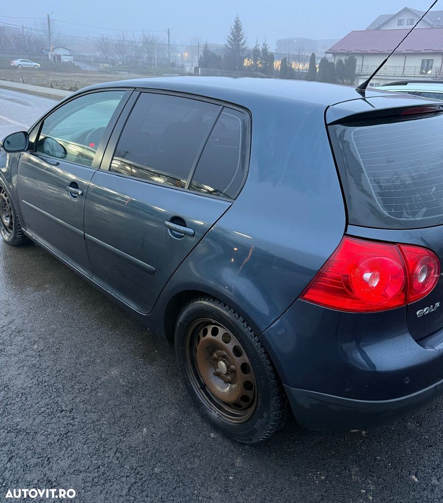 Volkswagen Golf 1.9 TDI DPF Tour - 6