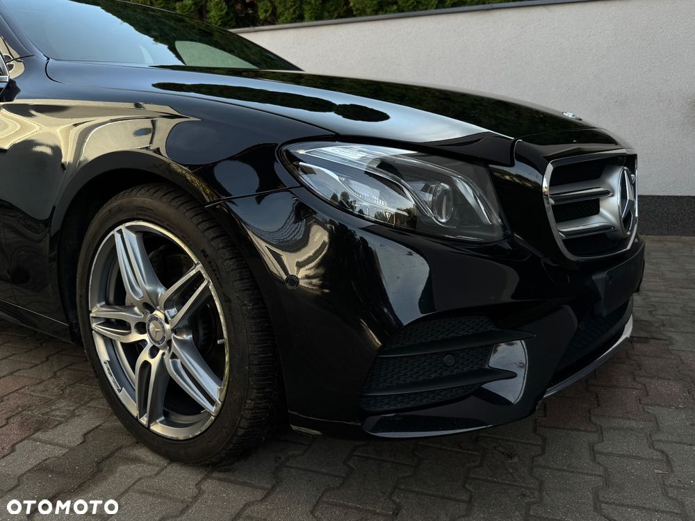 Mercedes-Benz Klasa E 200 9G-TRONIC AMG Line - 12