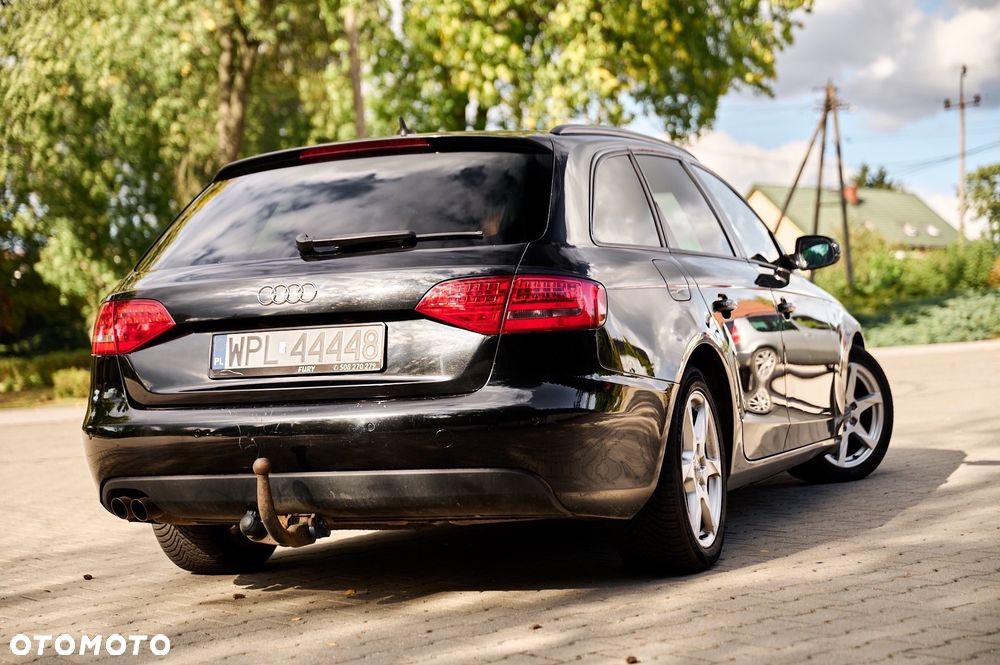 Audi A4 Avant 2.0 TDI DPF Ambition - 4