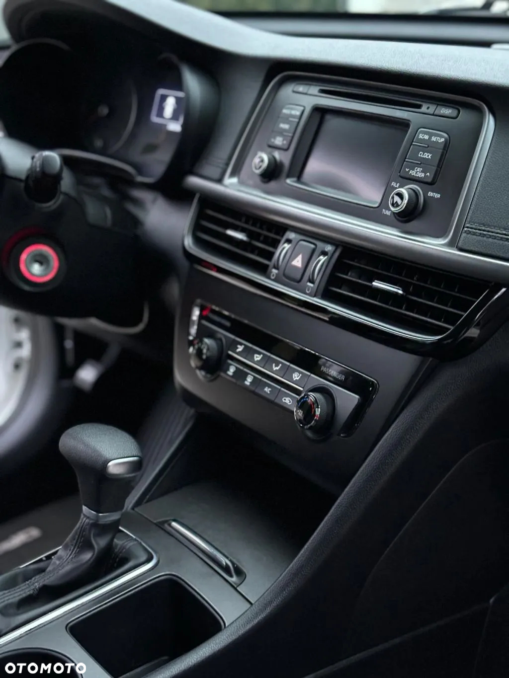 Kia Optima - 24