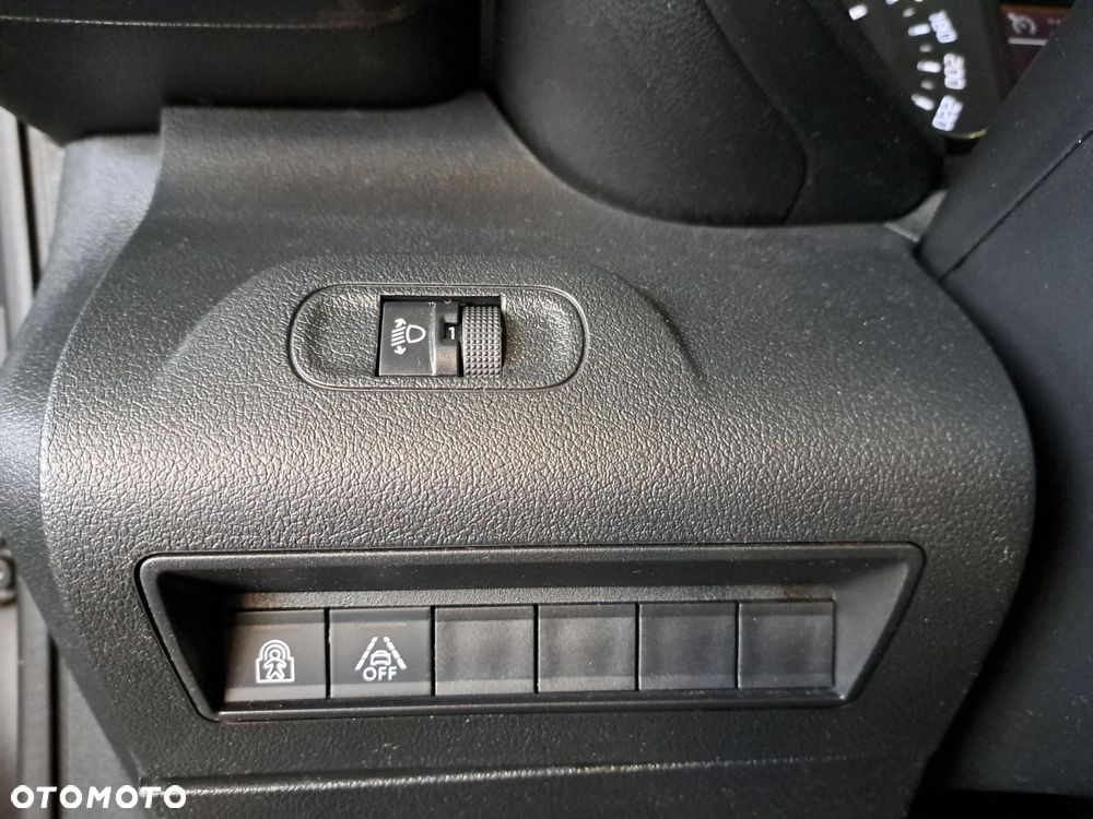 Toyota Proace City Verso 1.5 D-4D Business - 27