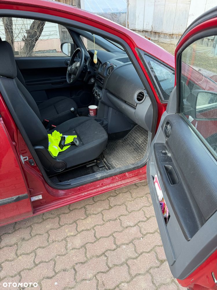 Mitsubishi Colt 1.3 Inform - 13