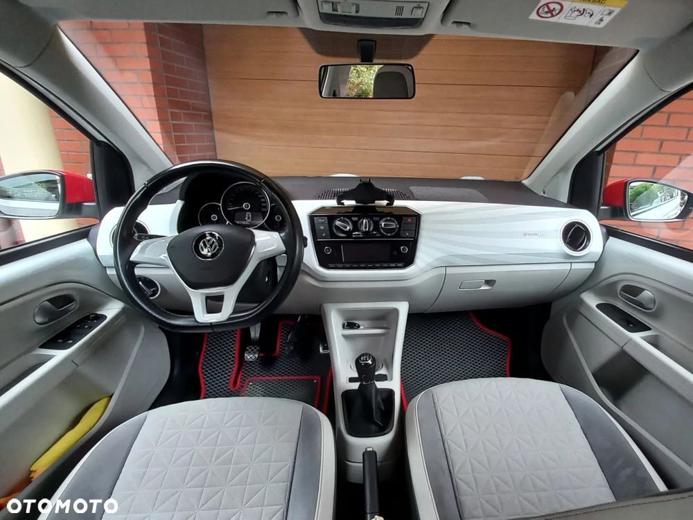 Volkswagen up! 1.0 Beats - 5