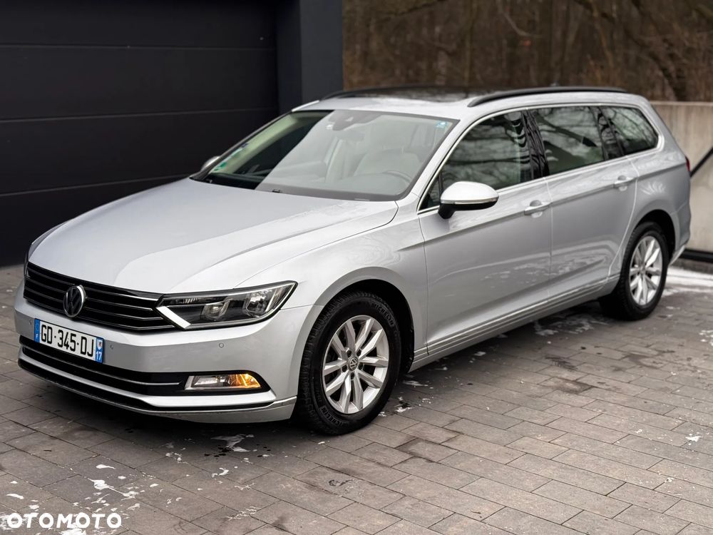 Volkswagen Passat 2.0 TDI SCR (BlueMotion Technology) DSG Comfortline - 2