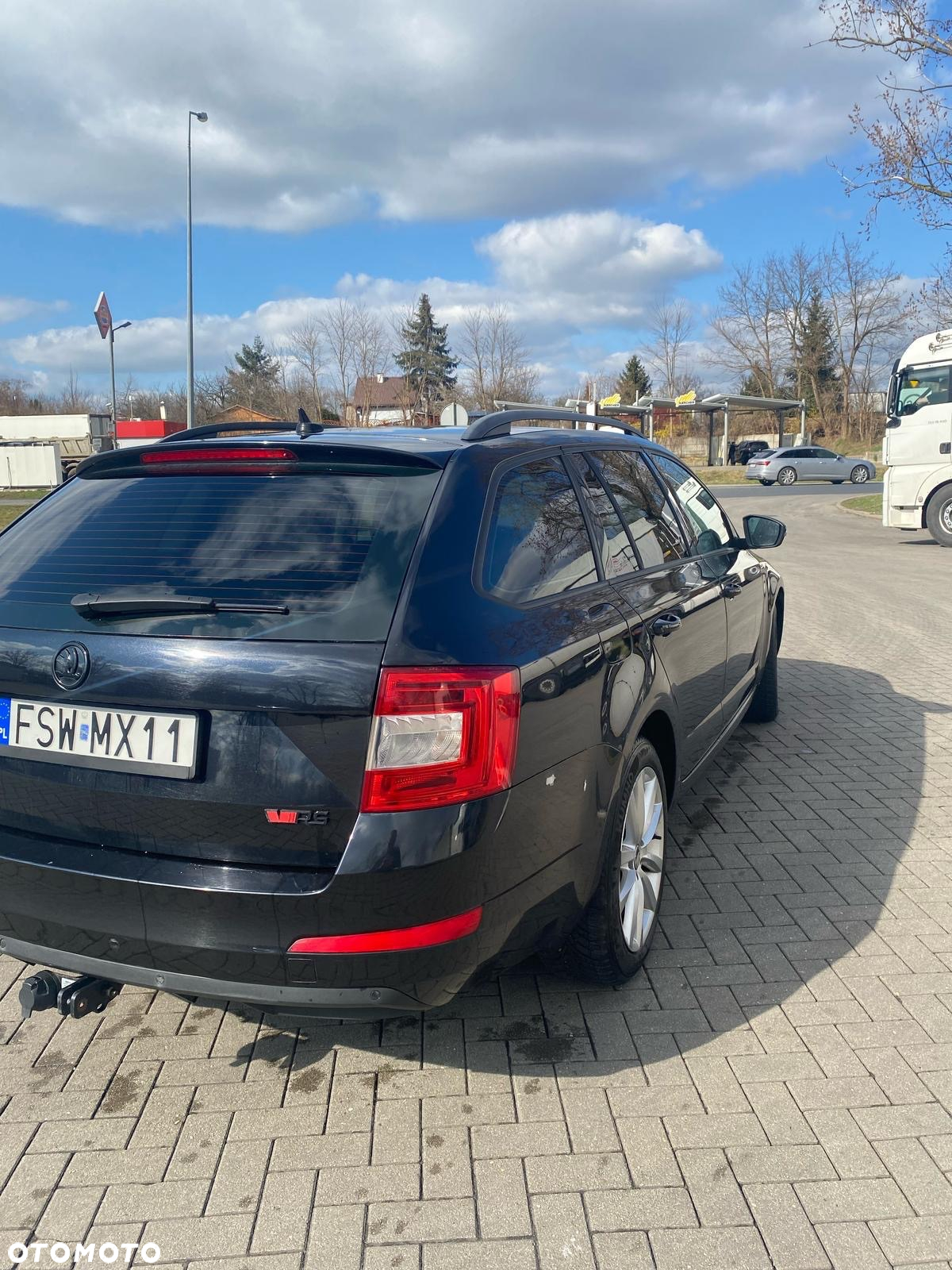 Skoda Octavia 1.6 TDI DPF DSG Elegance - 6
