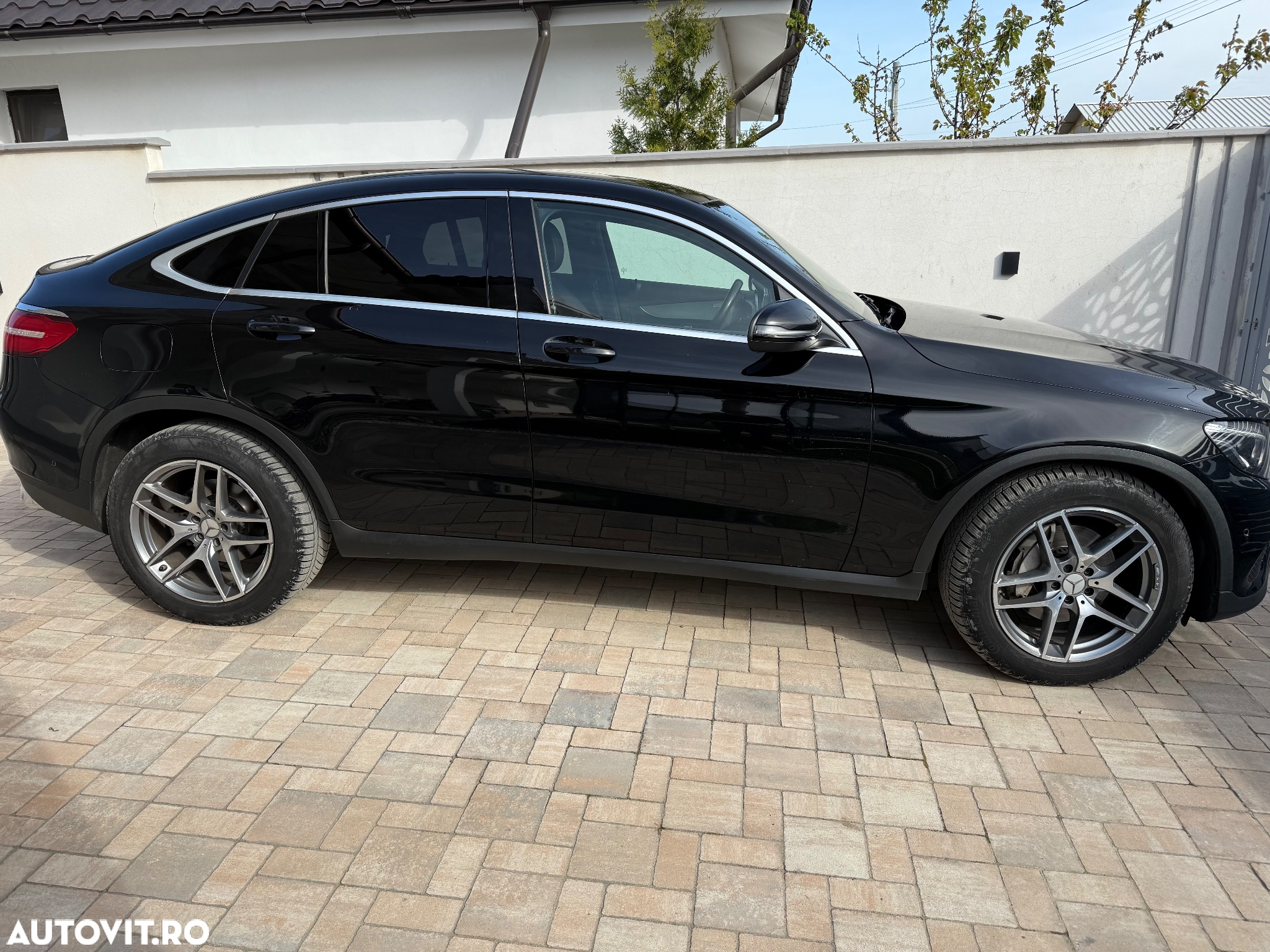 Mercedes-Benz GLC Coupe 220 d 4Matic 9G-TRONIC - 6