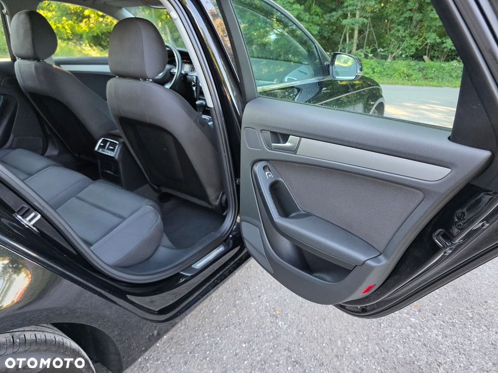 Audi A4 Avant 2.0 TDI DPF multitronic Attraction - 25