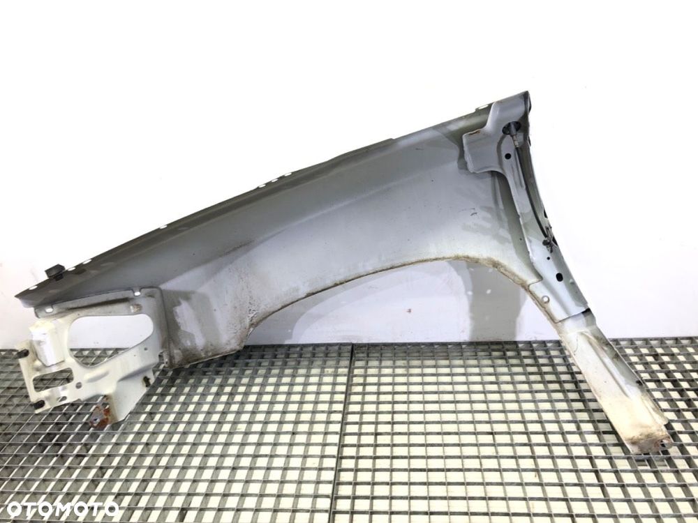 BŁOTNIK PRAWY PRZÓD  DODGE DAKOTA 2003 - 2022 3.7 157 kW [213 KM] benzyna 2003 - 2022 - 4