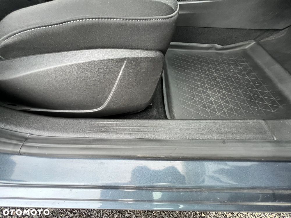 Renault Clio - 15