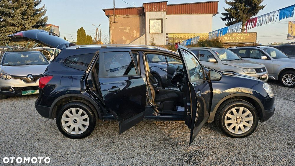 Nissan Qashqai+2 - 30