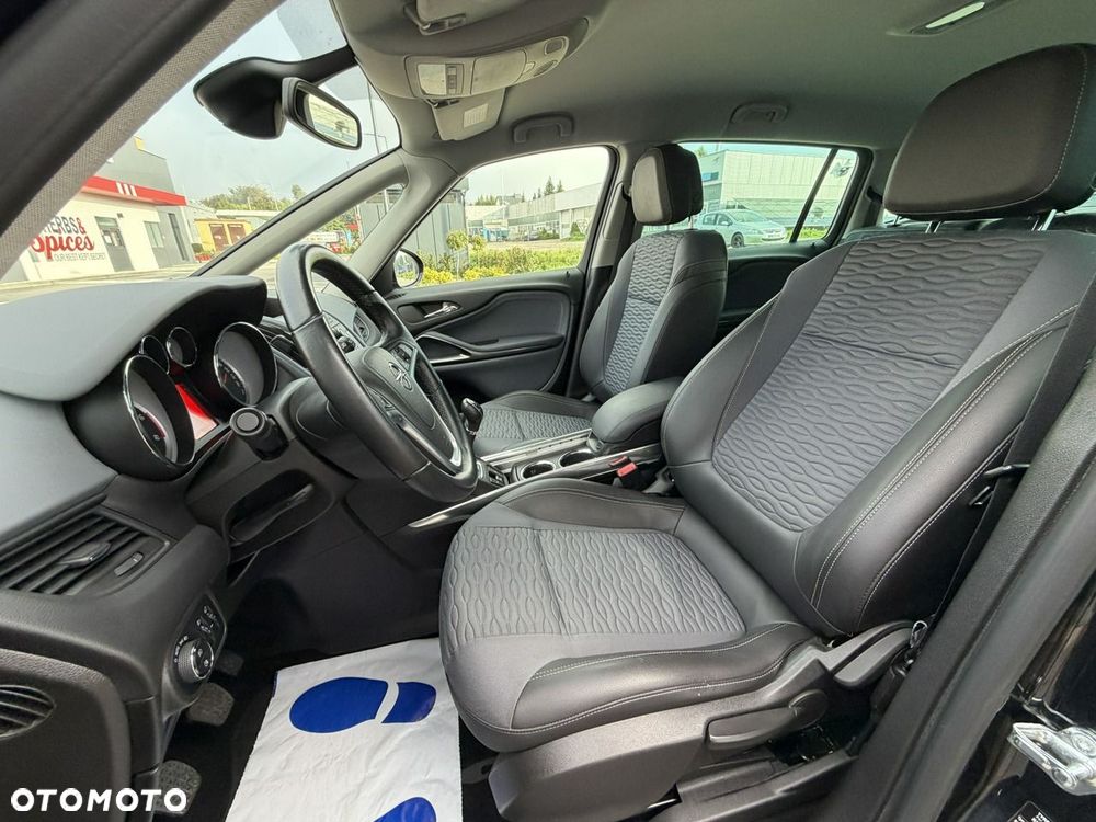 Opel Zafira - 19