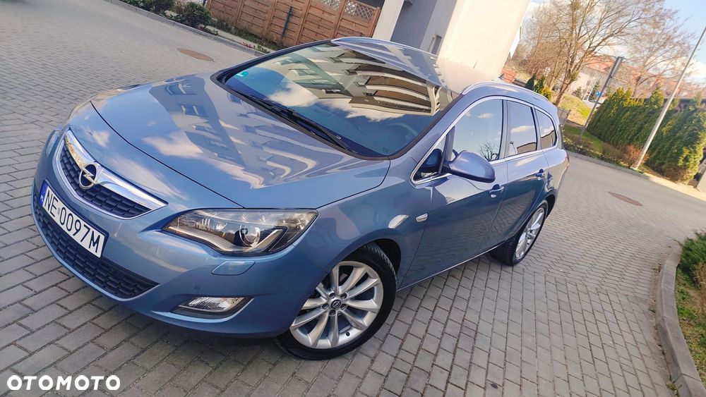 Opel Astra 1.4 Turbo Cosmo - 12
