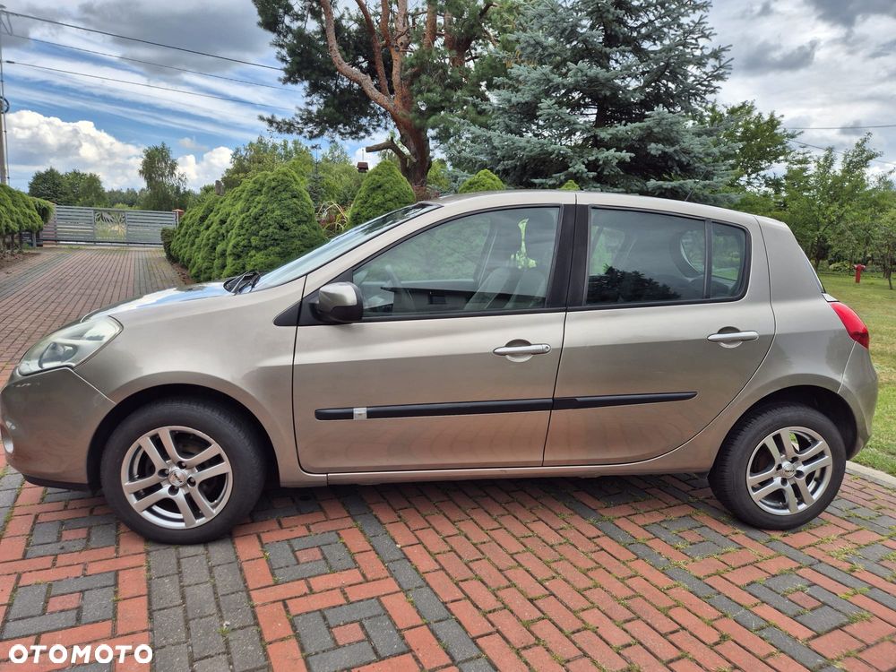 Renault Clio 1.2 16V Alize - 6