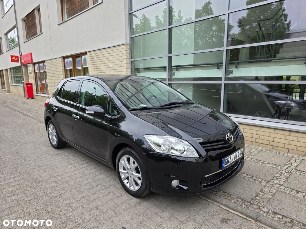 Toyota Auris 1.33 Dual-VVT-i Design Edition - 9