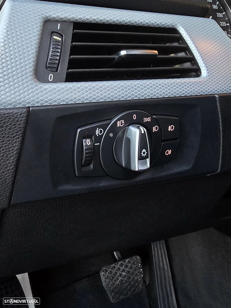 BMW 320 d Touring Auto - 20