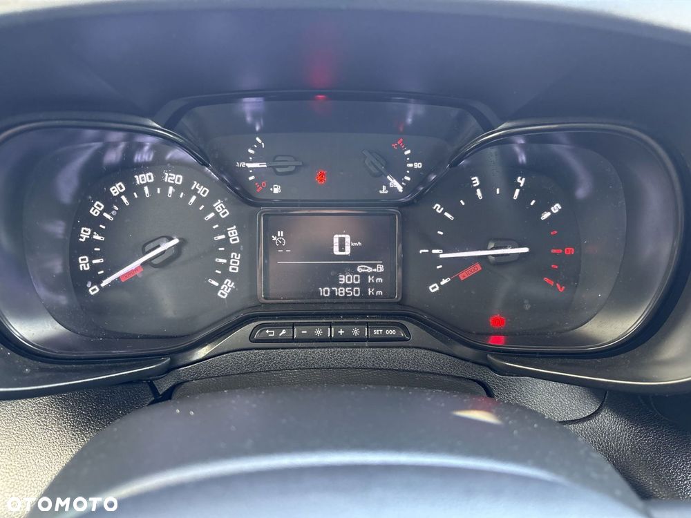Toyota Proace City - 14