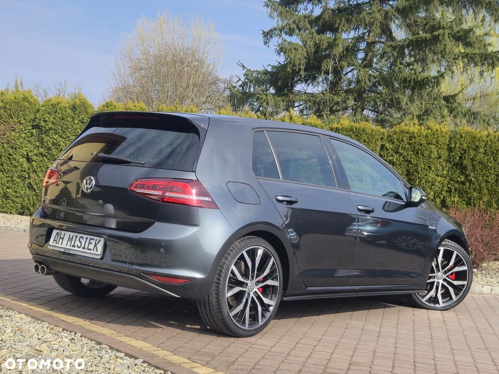 Volkswagen Golf GTD BlueMotion Technology - 4