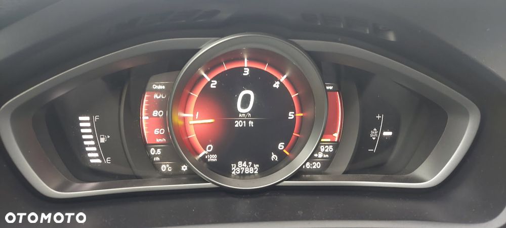 Volvo V40 D3 Momentum - 15