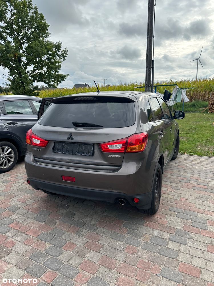 Mitsubishi ASX - 7