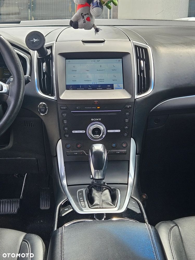 Ford Edge - 10