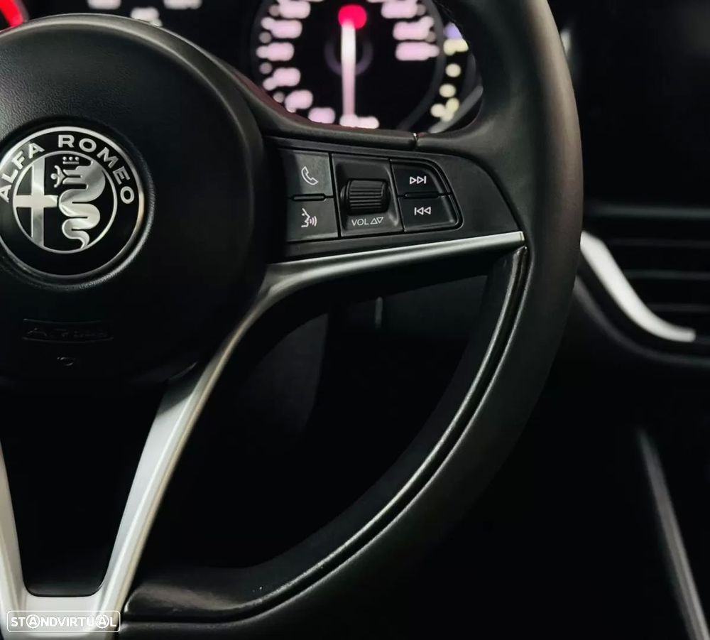 Alfa Romeo Giulia 2.2 D Super - 34