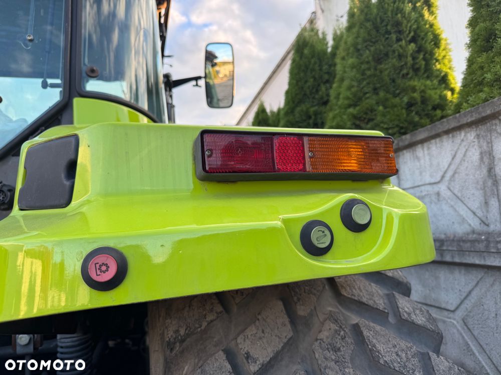 Claas 697ATZ - 2