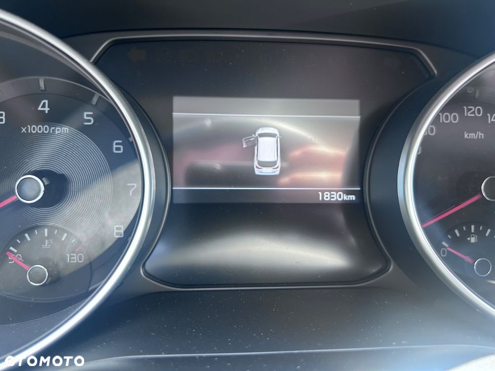 Kia Ceed 1.5 T-GDI M - 11