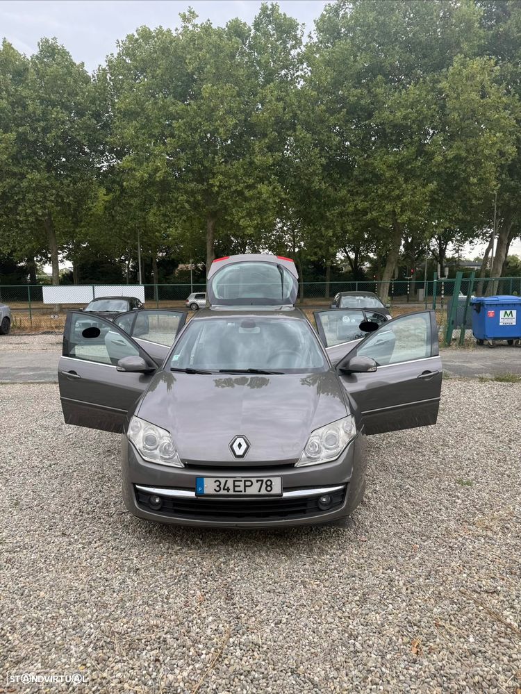Renault Laguna 2.0 dCi Confort - 20
