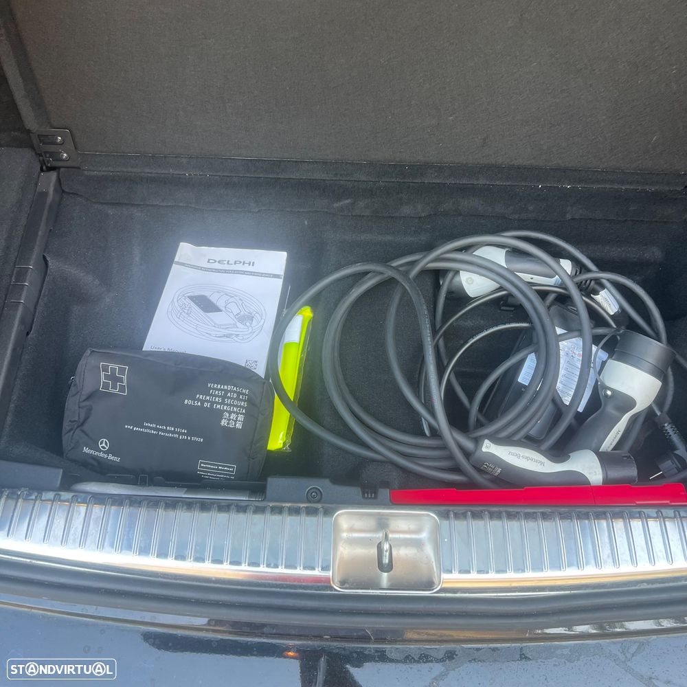 Mercedes-Benz E 300 de 4Matic 9G-TRONIC Avantgarde - 33