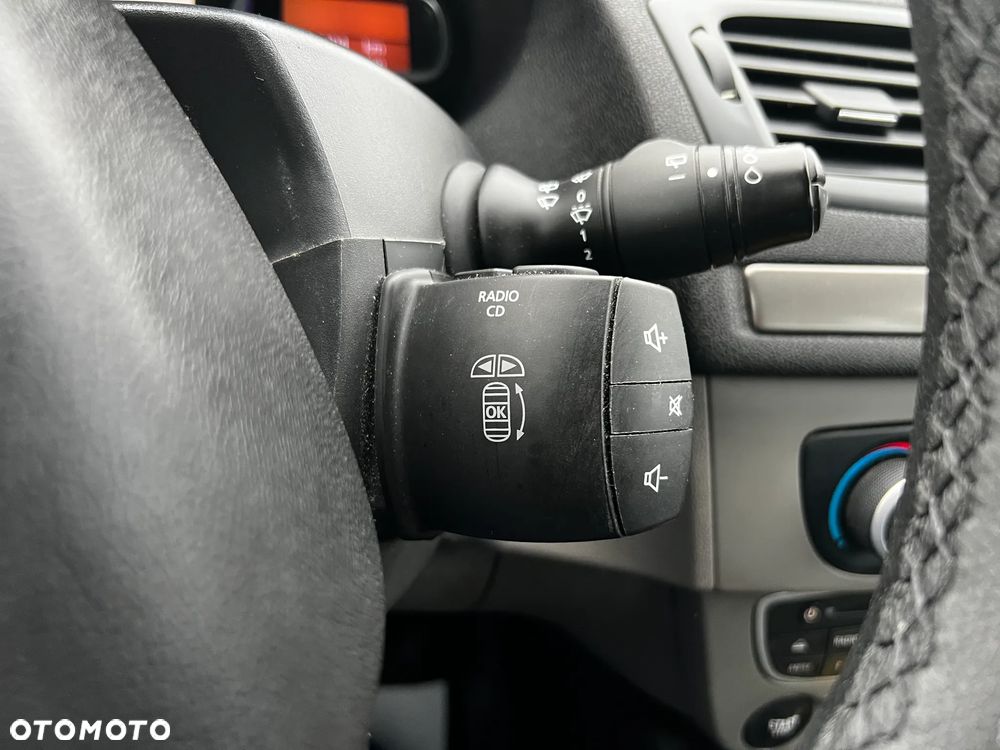 Renault Megane 1.6 16V 110 Dynamique - 20