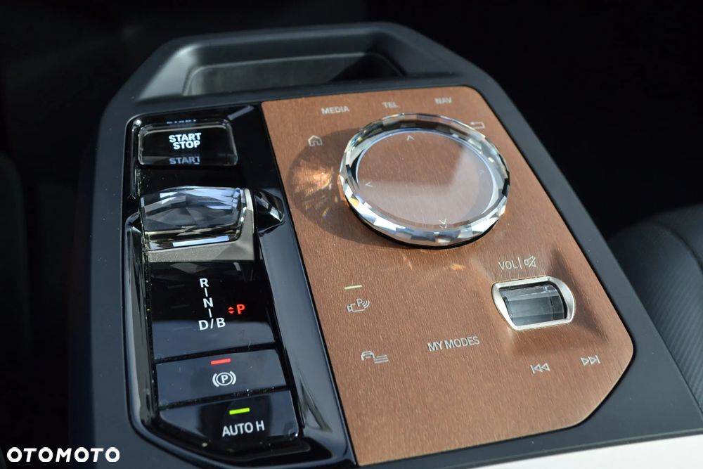 BMW iX xDrive40 - 19