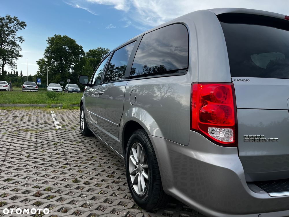 Dodge Grand Caravan 3.6 R/T - 4