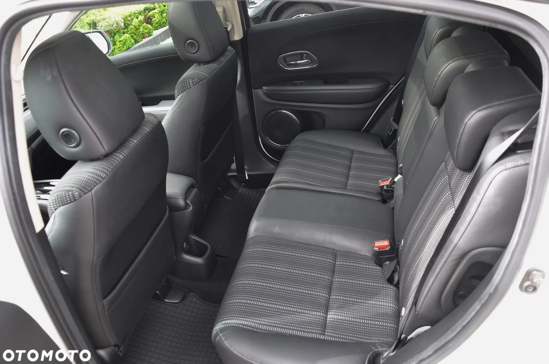 Honda HR-V 1.5 Executive (ADAS) CVT - 17