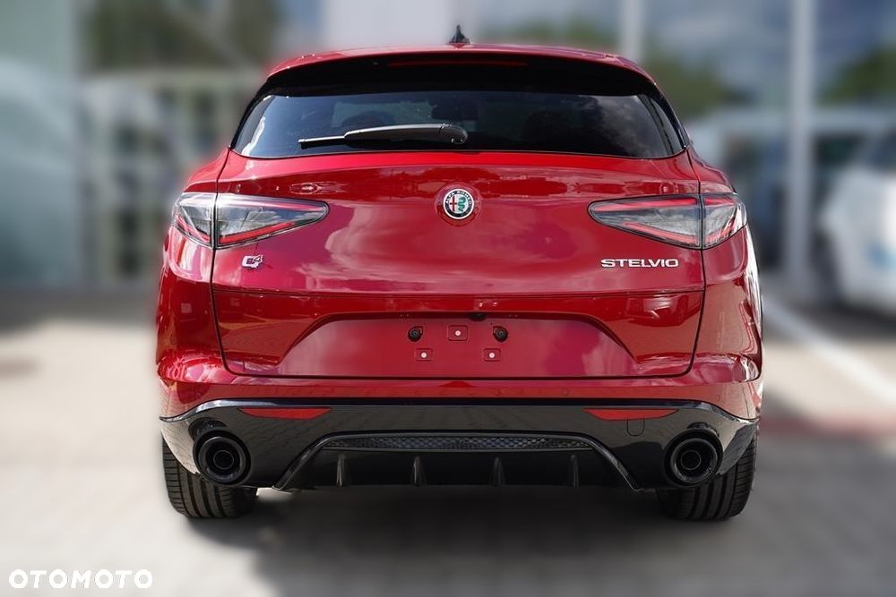 Alfa Romeo Stelvio 2.0 Turbo Intensa Q4 - 6