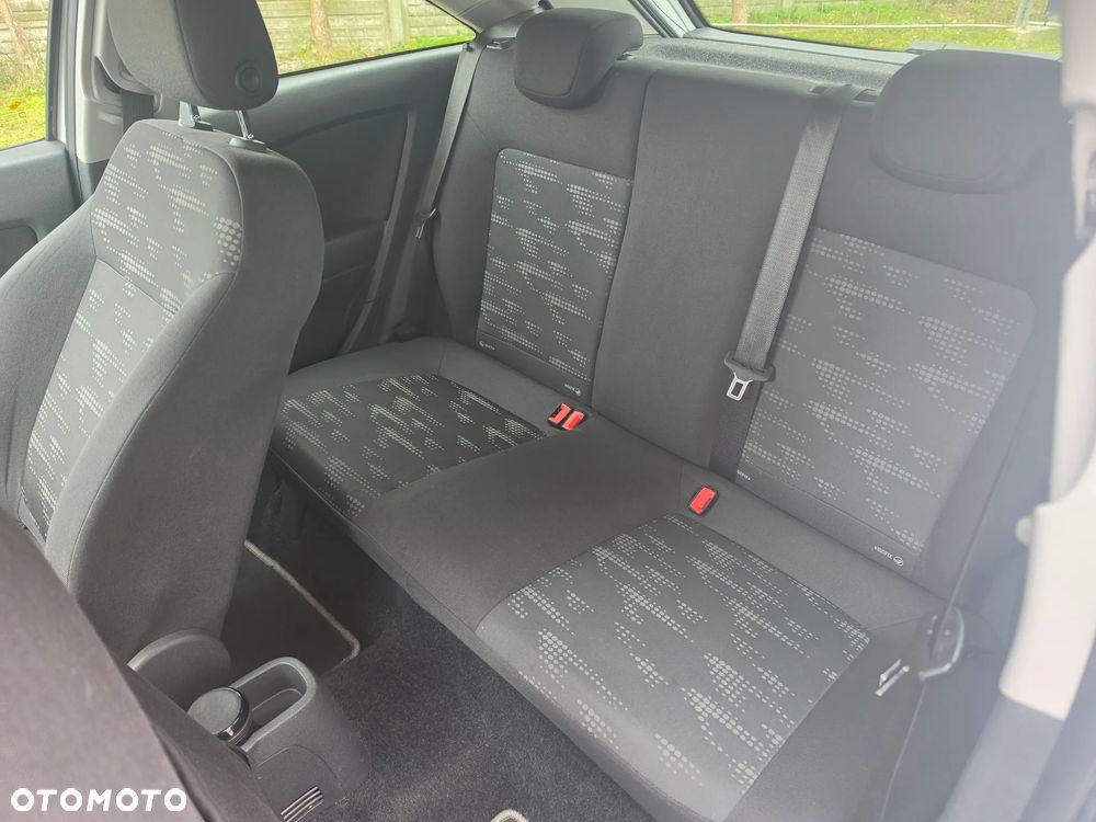 Opel Corsa 1.2 16V Enjoy - 16