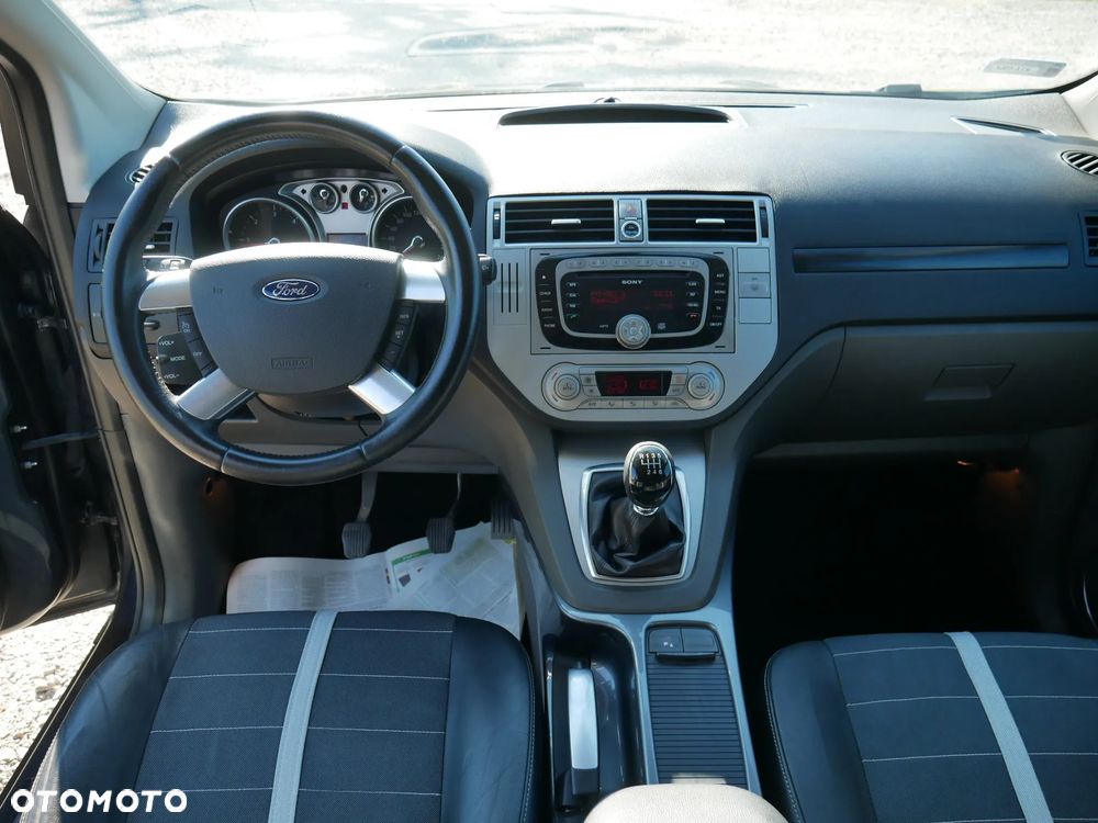 Ford Kuga 2.0 TDCi 4x4 Trend - 35
