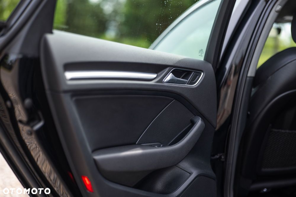 Audi A3 Sportback - 15