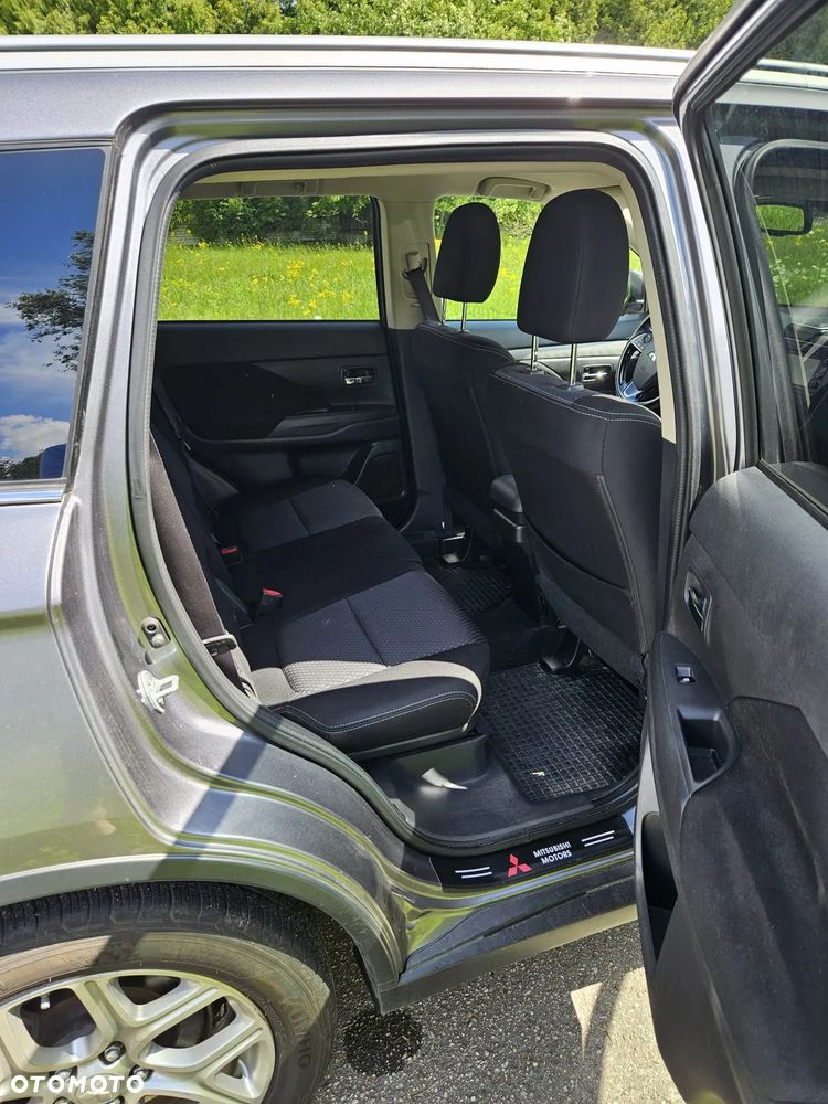 Mitsubishi Outlander 2.0 Intense Comfort 4WD CVT - 20