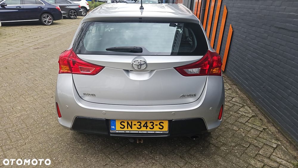 Toyota Auris 1.6 Executive - 27